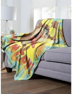 Bedroom Looney Tunes Hangry Throw Blanket -BoxLunch Sales Shop 19293412 av2