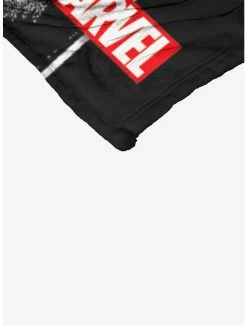 Bedroom Marvel Future Fight Daily Daredevil Throw Blanket -BoxLunch Sales Shop 19293452 av4